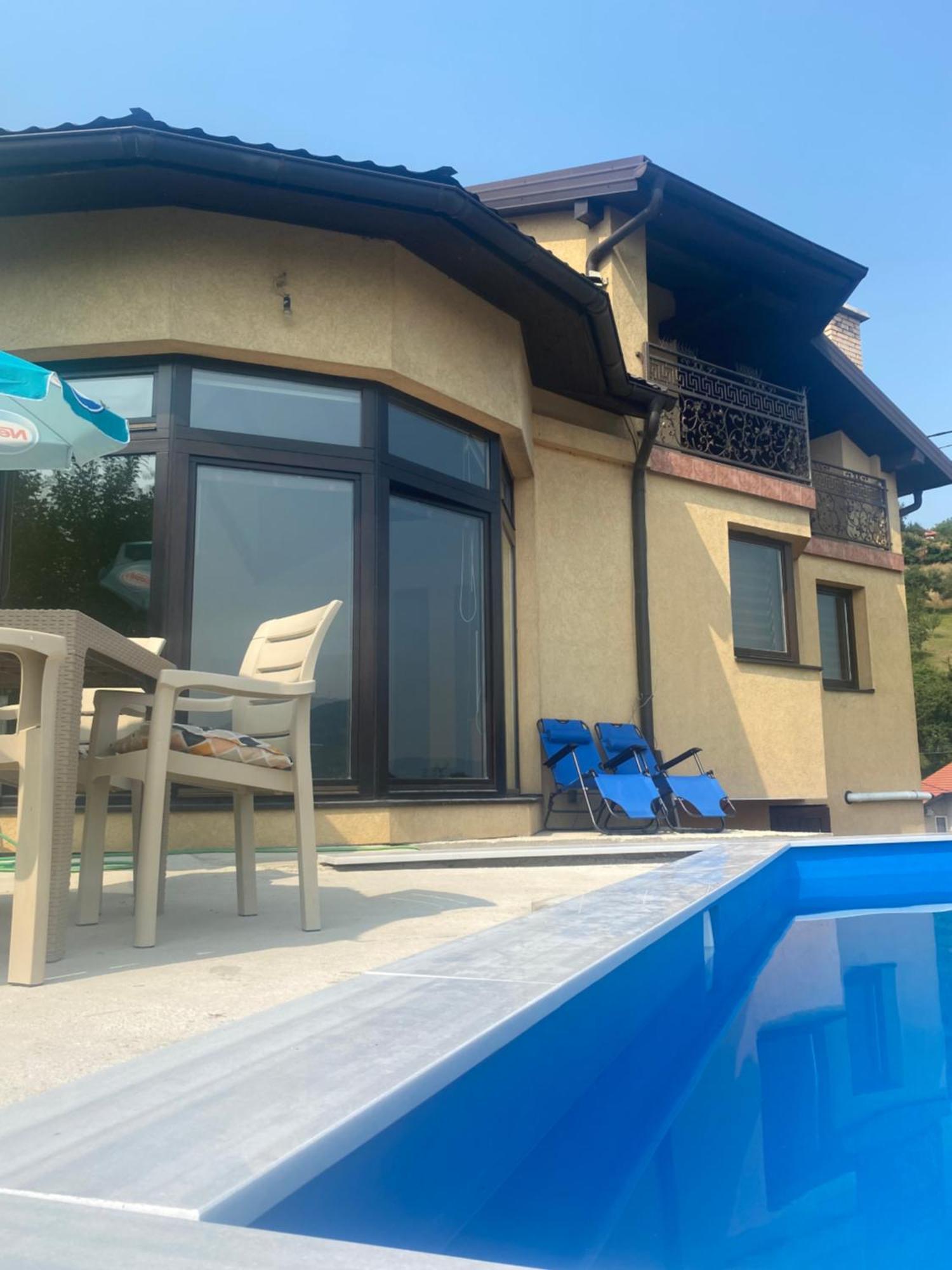 Villa Sun Visoko Exterior photo